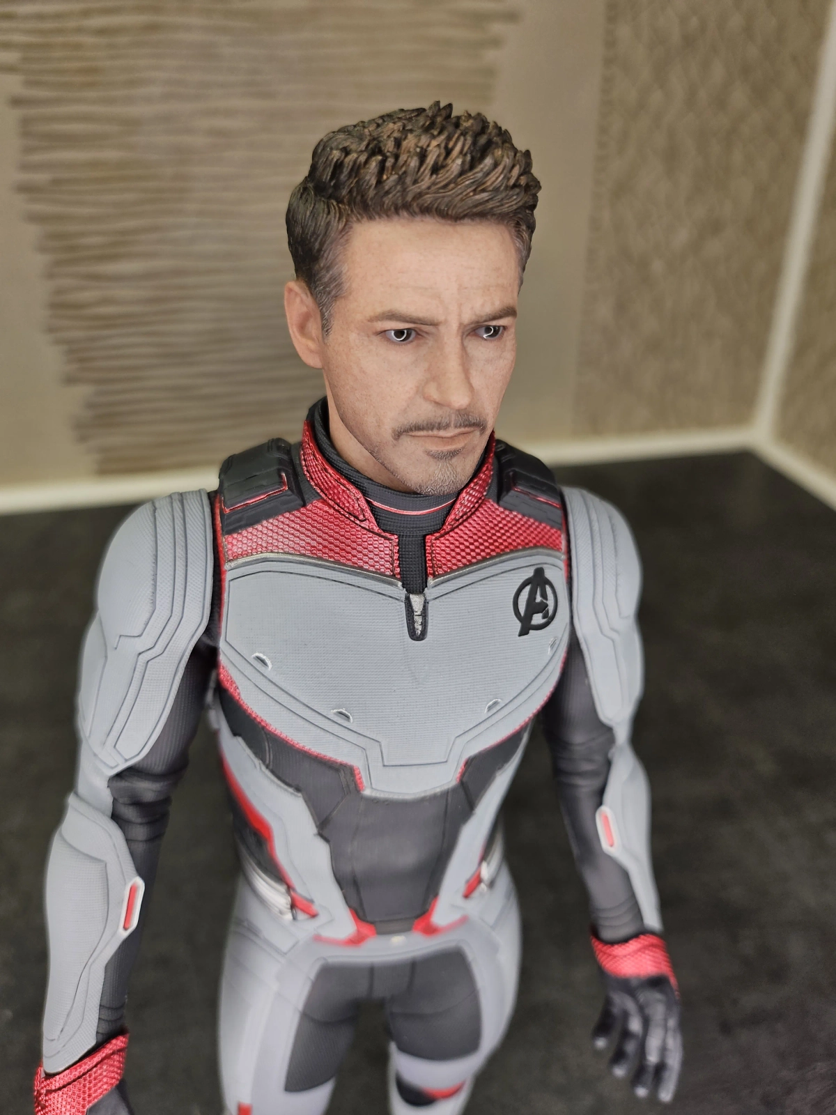 Figurine Tony Stark - Hot Toys HT904726 - Image 3