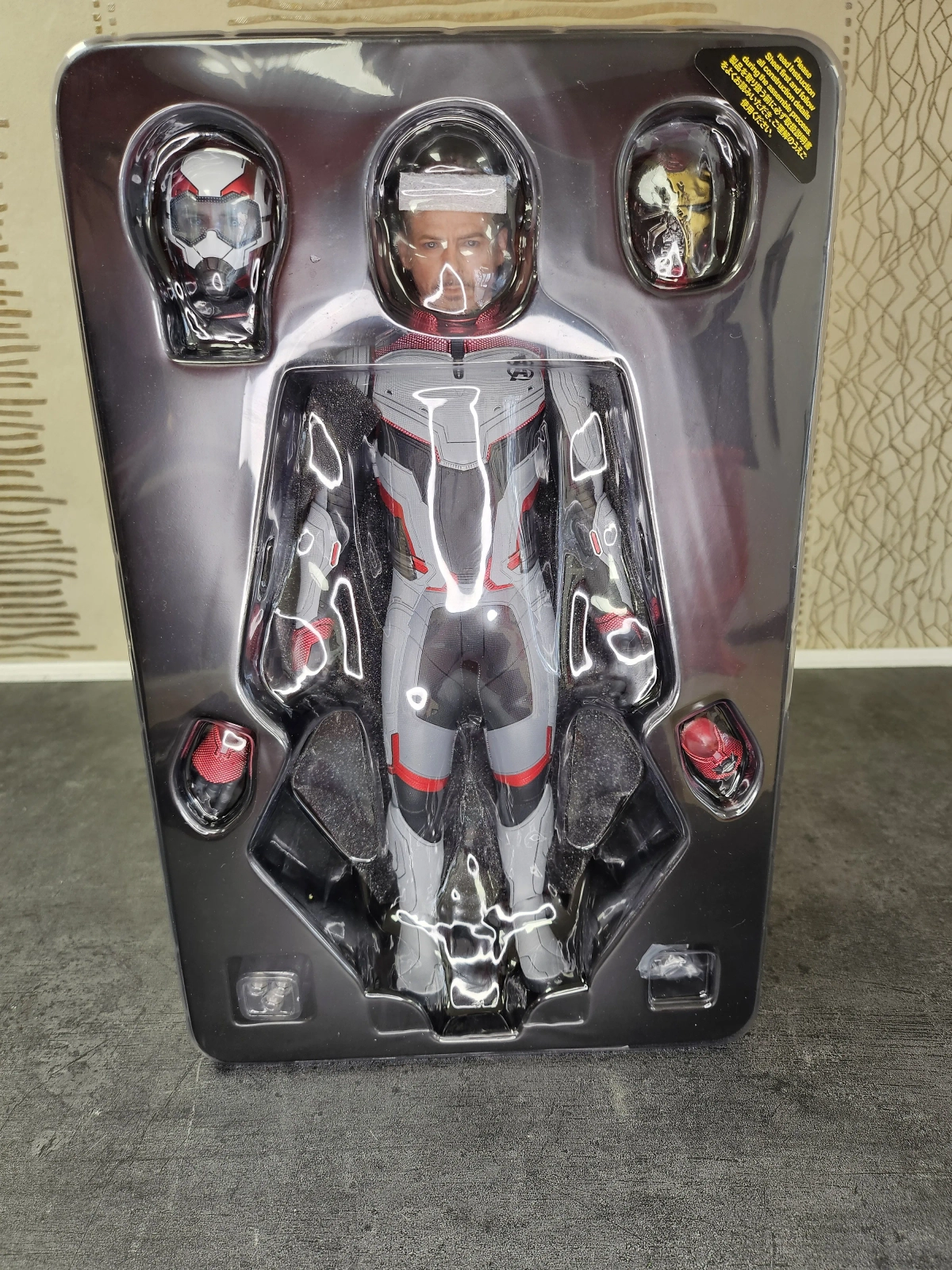 Figurine Tony Stark - Hot Toys HT904726 - Image 7
