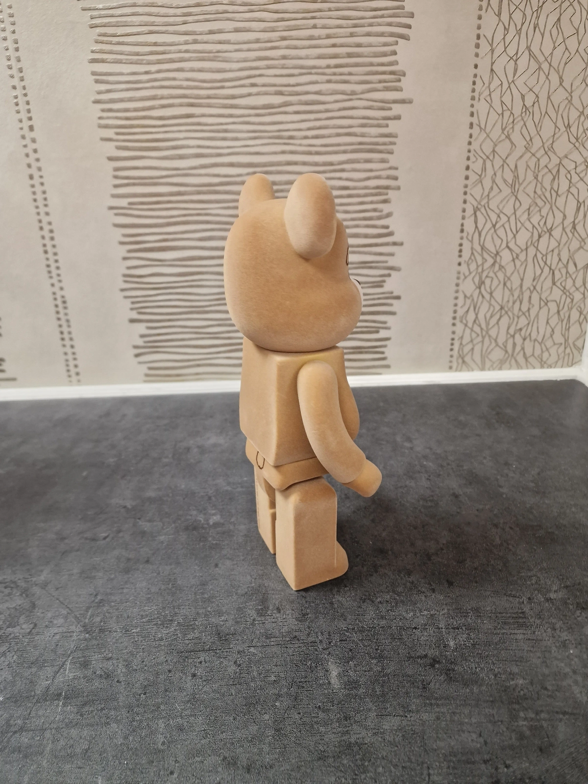 Bearbrick Ted 2 400% - 28cm - Image 3