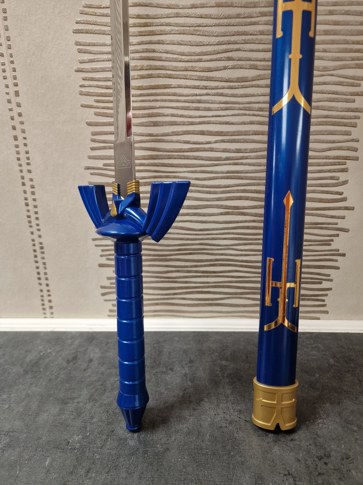 Épée de Link – Legend of Zelda – Réplique Collector – Lame Acier Inox – Triforce Gravé – 125 cm - Image 4
