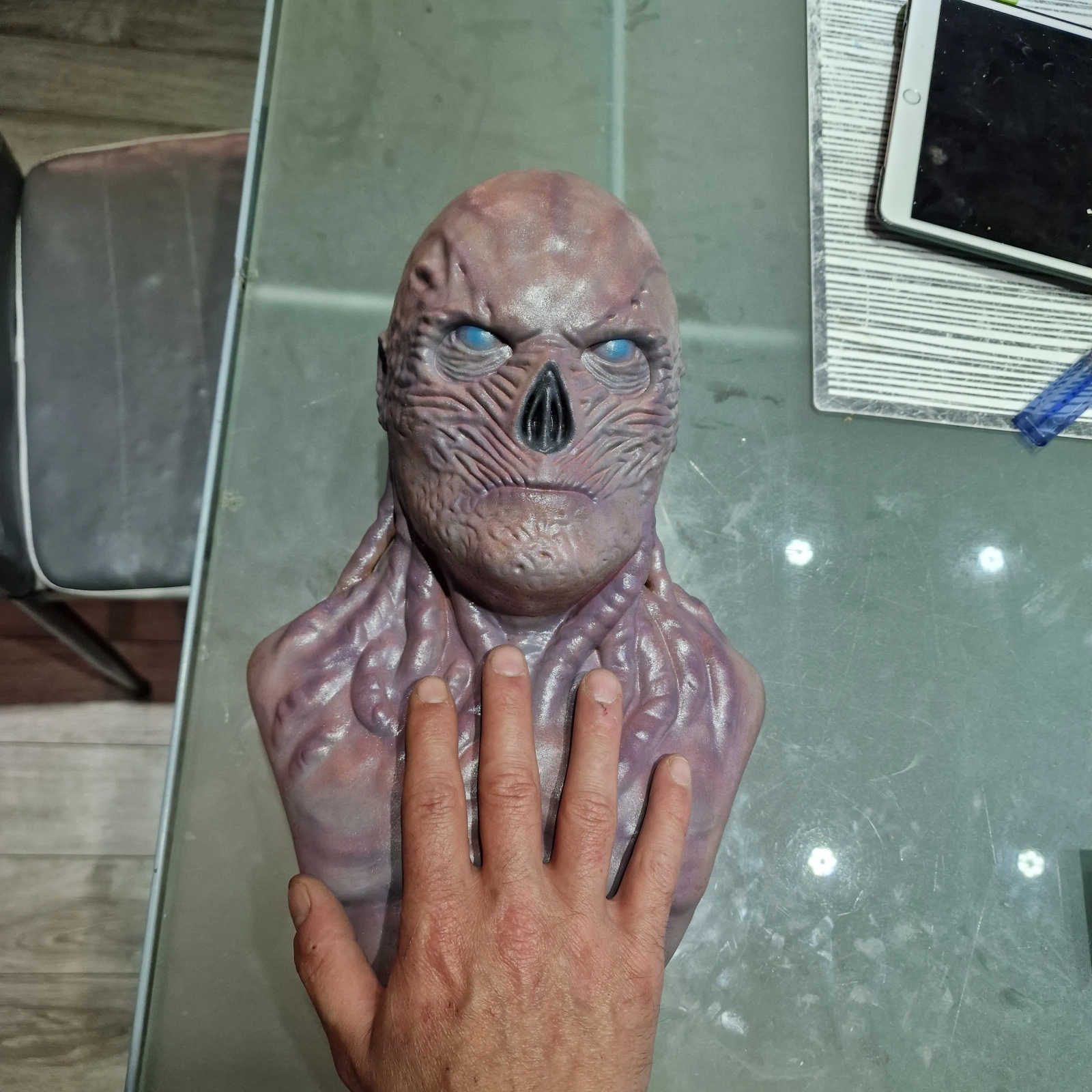 Buste Stranger Things en Impression Résine – Création Artistique Ultra-Détaillée